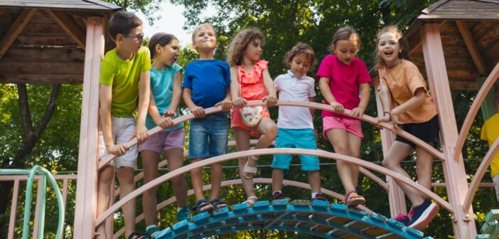 Spielplatz in der Nähe: Die schönsten in NRW (Foto: AdobeStock - 496181511 oksix)