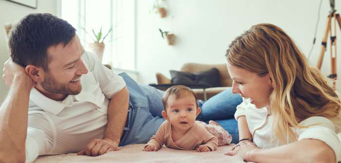 Baby on Tour: Tipps für den erster Familienurlaub ( Foto: Shutterstock- Flamingo Images )
