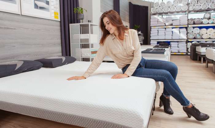 Kundenbewertungen sind ein wesentlicher Bestandteil des Online-Einkaufs von Betten, Matratzen und Lattenrosten. ( Foto: Adobe Stock - Ihor_)