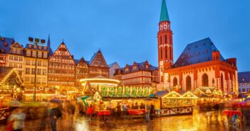 Die 15 schönsten Weihnachtsmärkte Deutschlands: Vorfreude auf Weihnachten 2023 (Foto: Adobe Stock- sborisov)