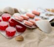 Reiseapotheke für Kinder und Erwachsene  (Foto: AdobeStock - blende40 - 6919079)
