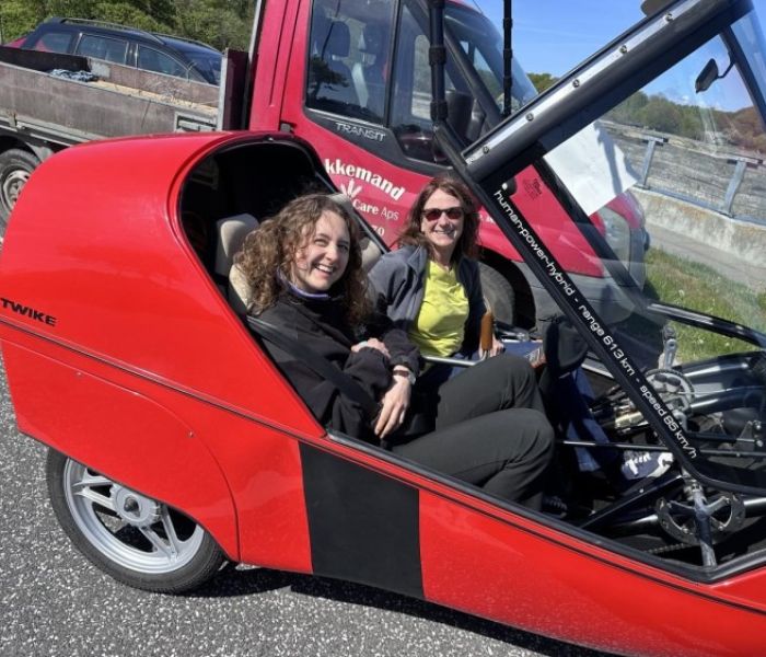 Auch elektrische Motorräder nahmen an der Tour de Flens teil (Foto: artefact)